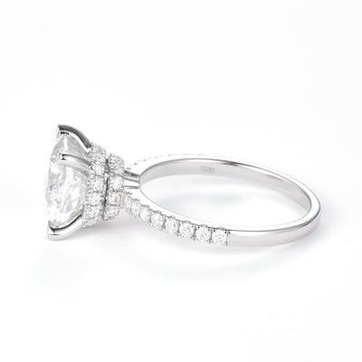 3.92 Ct. Moissanite Sterling Silver (White). Solitaire with Cushion Cut Center Stone Ring. (Women). Size 7.5