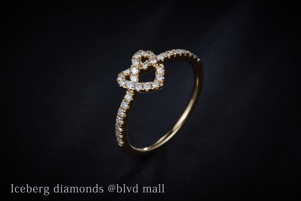 0.345 Ct. Diamond 14 Kt Gold (Yellow). Heart Style Ring. (Women). Size 7.5