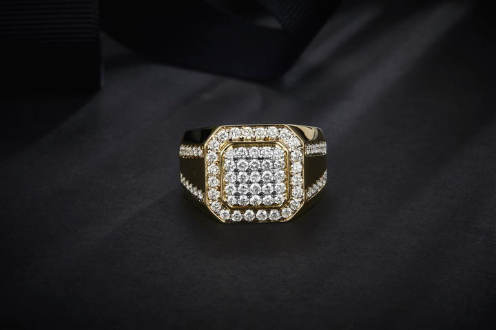 1.39 Ct. Diamond 10 Kt Gold (Yellow). Ring. (Men). Size 10