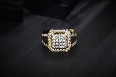 1.39 Ct. Diamond 10 Kt Gold (Yellow). Ring. (Men). Size 10