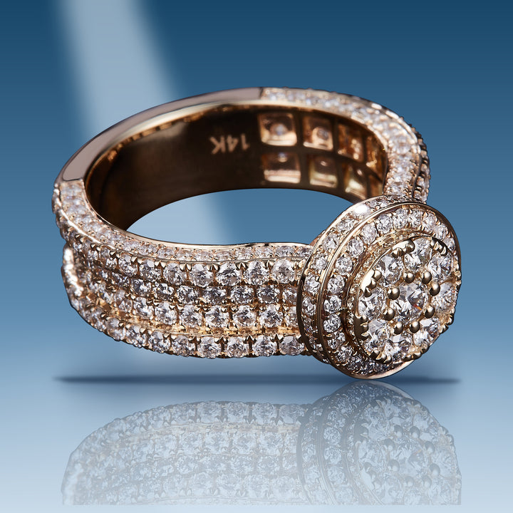 Yellow gold diamond ring