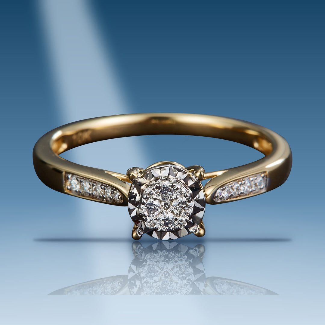 Yellow gold diamond ring