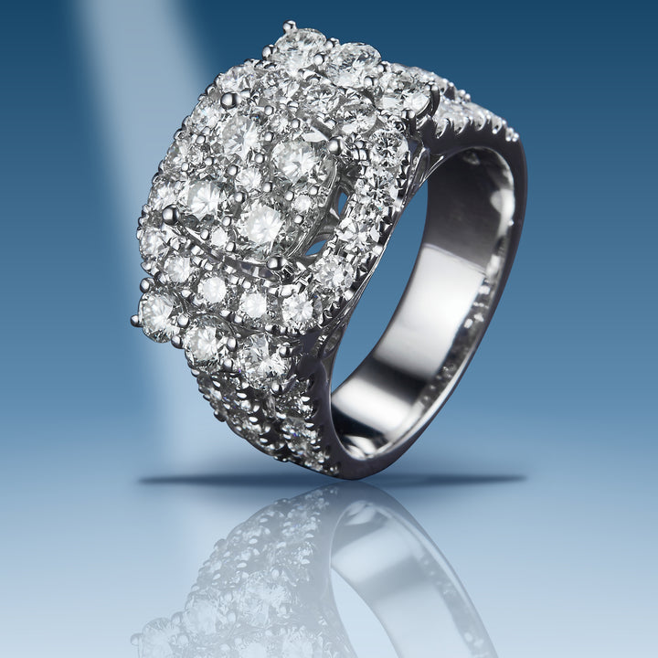White gold diamond ring