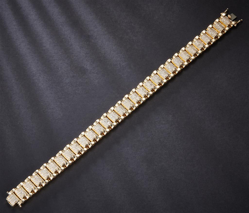 4.19 Ct. Diamond 10 Kt Gold (Yellow). Solid Designer Bracelet. (Men). 8 in Long. 12.5 mm Wide