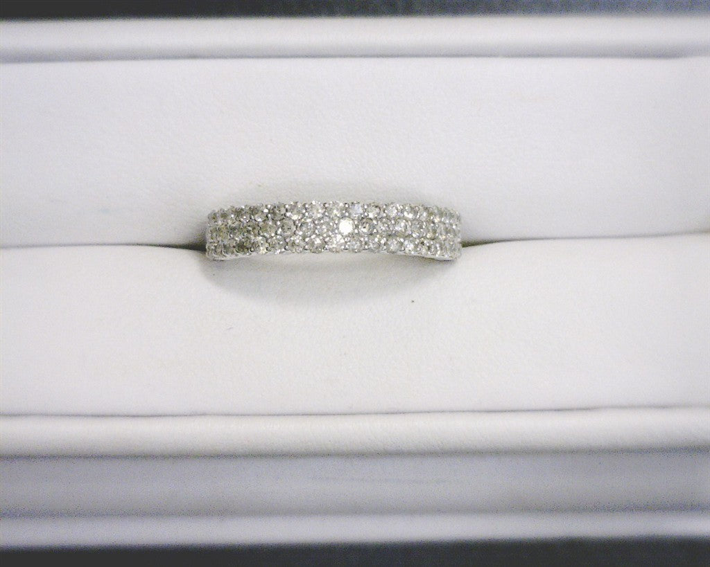 1.02 Carats. Diamond 10 Kt Gold (White). Wedding Band Ring. (Men). Siz