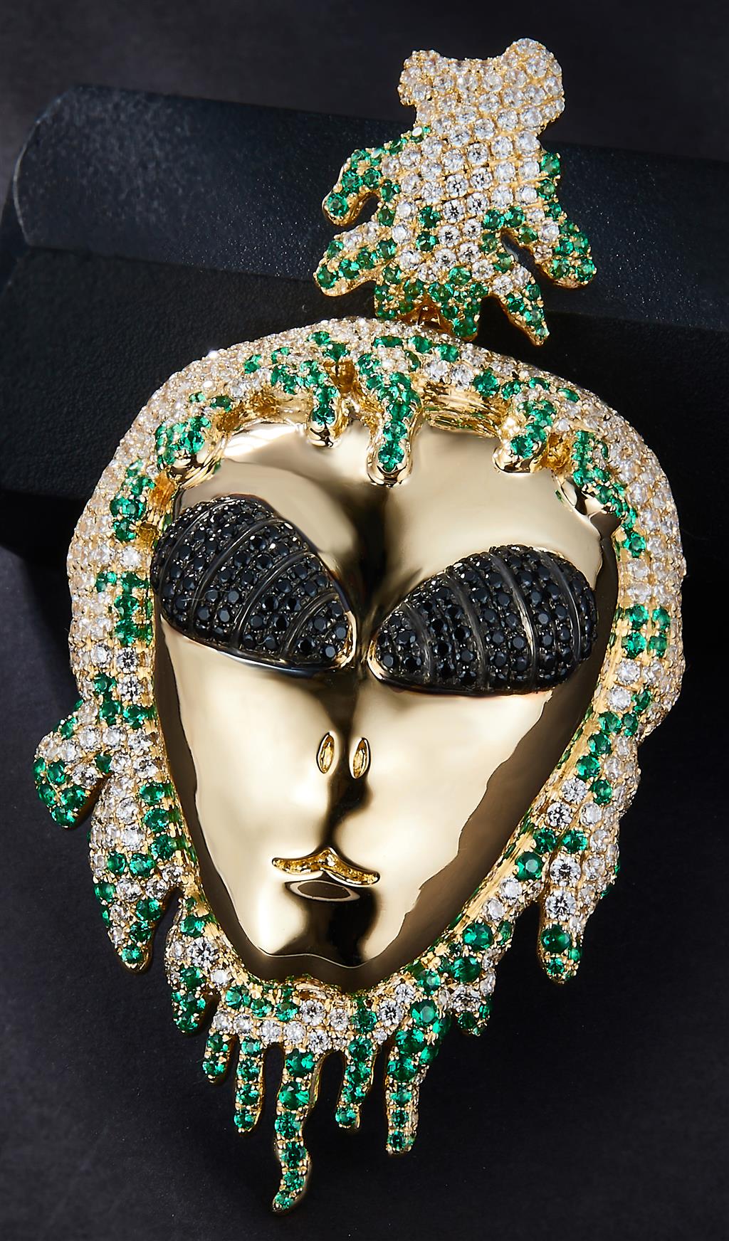 7.939 Ct. Diamond 10 Kt Gold (Yellow). Alien with Black & Green Diamonds Pendant. (Unisex).