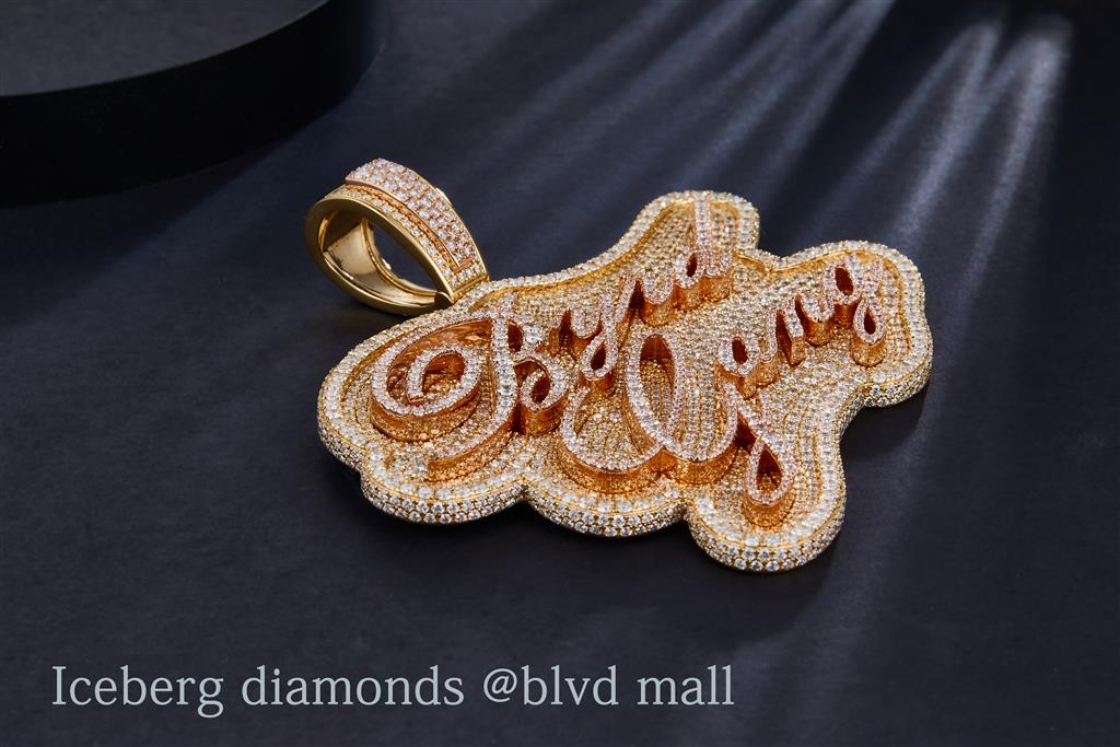 18.49 Carats. Diamond 14 Kt Gold (Yellow). CUSTOM BYRD GANG Pendant. (Unisex).