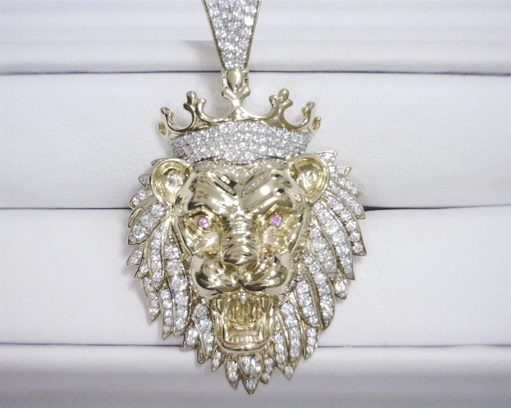 1.282 Ct. Diamond 10 Kt Gold (Yellow). Lion Head with Ruby Eyes Pendant. (Men).