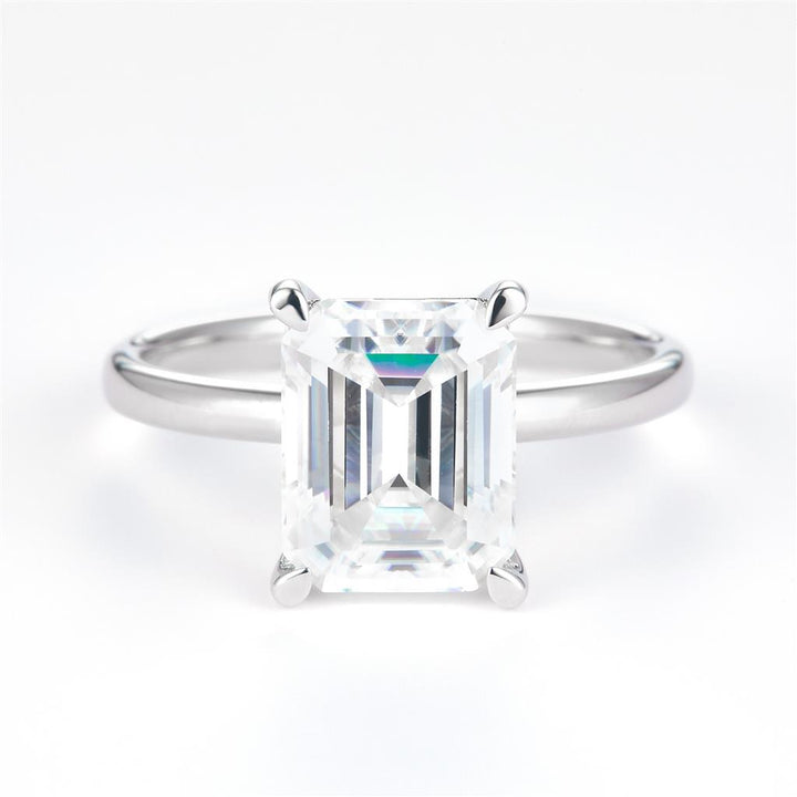 3.27 Ct. Moissanite Sterling Silver (White). Solitaire with Emerald Cut Center Stone Ring. (Women). Size 7.5
