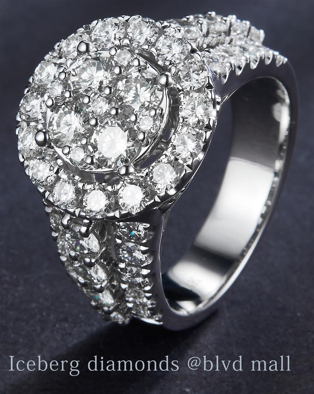 2.94 Carats. Diamond 14 Kt Gold (White). Ring. (Women). Size 7
