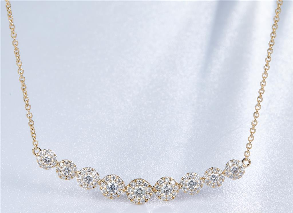 0.95 Ct. Diamond 14 Kt Gold (Yellow). Diamond Necklace 18 inch Pendant. (Women).