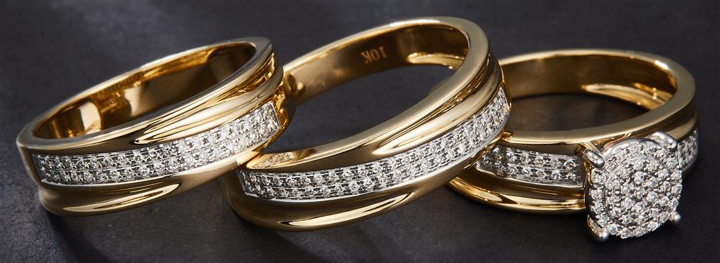 0.423 Ct. Diamond 10 Kt Gold (Yellow). Trio Set (Mens Band Size 10, Women Engag & Band) Wedding Set. Size 7.5