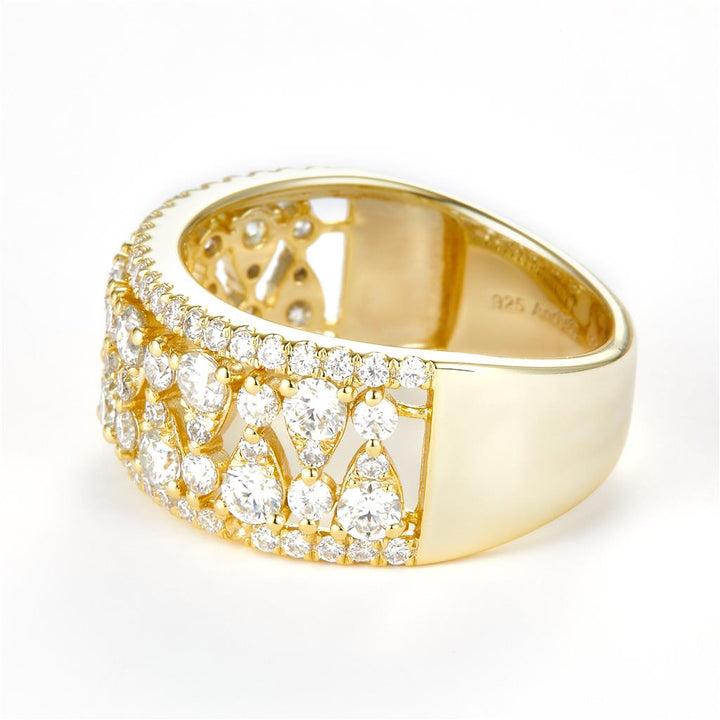 0.92 Ct. Moissanite Sterling Silver (Yellow). Band Style Ring. (Women). Size 7.5