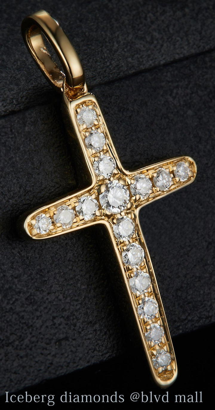 0.18 Ct. Diamond 14 Kt Gold (Yellow). Cross Pendant. (Unisex).