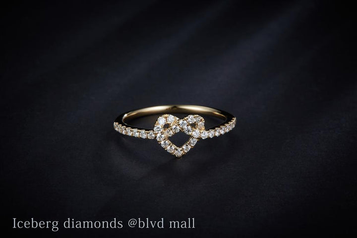 0.345 Ct. Diamond 14 Kt Gold (Yellow). Heart Style Ring. (Women). Size 7.5