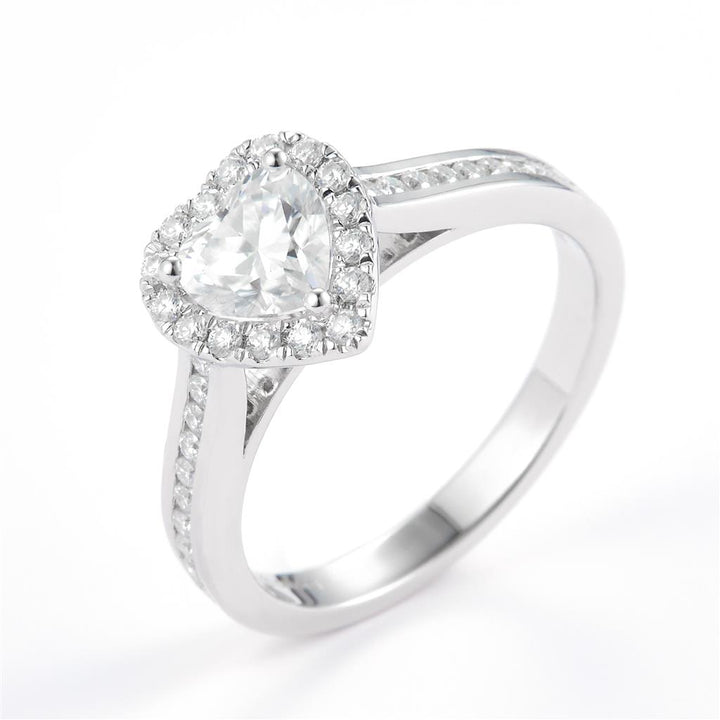 1.15 Ct. Moissanite Sterling Silver (White). Solitaire with Heart Shape Center Stone Ring. (Women). Size 7.5