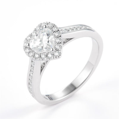 1.15 Ct. Moissanite Sterling Silver (White). Solitaire with Heart Shape Center Stone Ring. (Women). Size 7.5