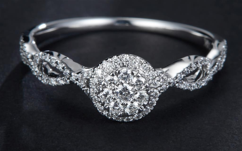 0.267 Ct. Diamond 14 Kt Gold (White). Ring. (Women). Size 7.5