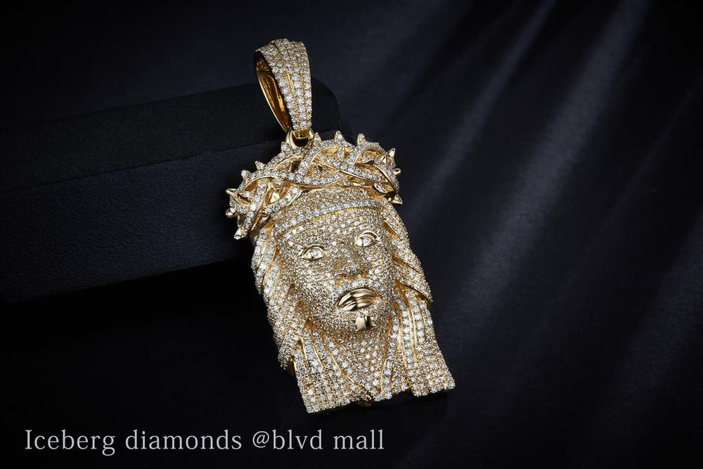 Yellow gold diamond Jesus head pendant