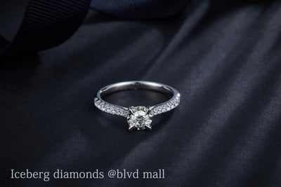 0.56 Ct. Diamond 14 Kt Gold (White). Solitaire with Center Stone Apr 0.31ct Ring. (Women). Size 7.5