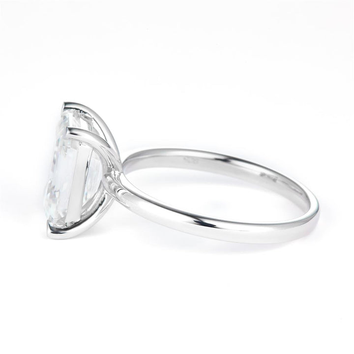 3.27 Ct. Moissanite Sterling Silver (White). Solitaire with Emerald Cut Center Stone Ring. (Women). Size 7.5