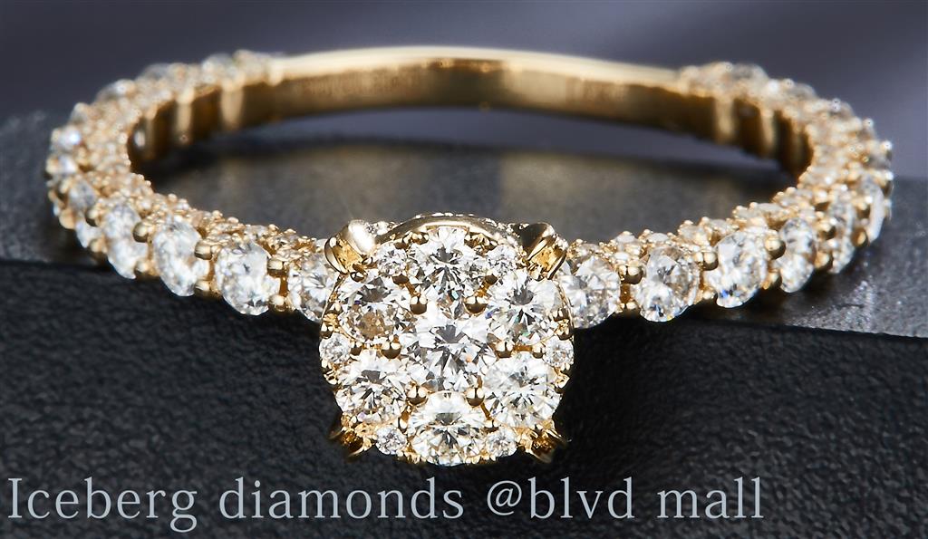 3.364 Ct. Diamond 14 Kt Gold (Yellow). Ring. (Women). Size 7