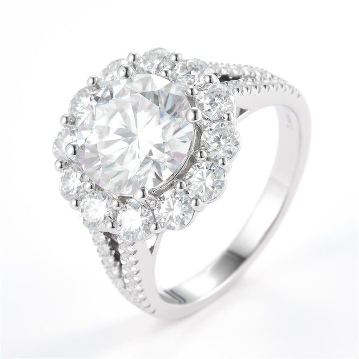 5.15 Ct. Moissanite Sterling Silver (White). Halo Style Solitaire Ring. (Women). Size 7.5