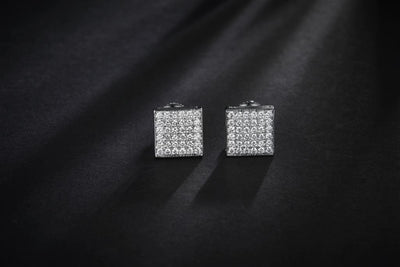 0.47 Ct. Diamond 10 Kt Gold (White). Studs Earrings. (Unisex).