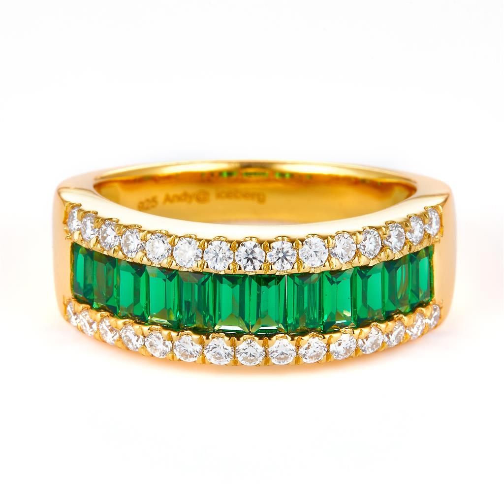 1.542 Ct. Moissanite Sterling Silver (Yellow). Simulant Emerald Wedding Band Style Ring. (Women). Size 7.5