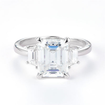 4.99 Ct. Moissanite Sterling Silver (White). Solitaire with Emerald Cut Center Stone Ring. (Women). Size 7.5