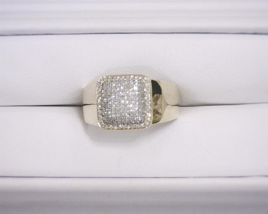 0.37 Ct. Diamond 10 Kt Gold (Yellow). Ring. (Men). Size 10