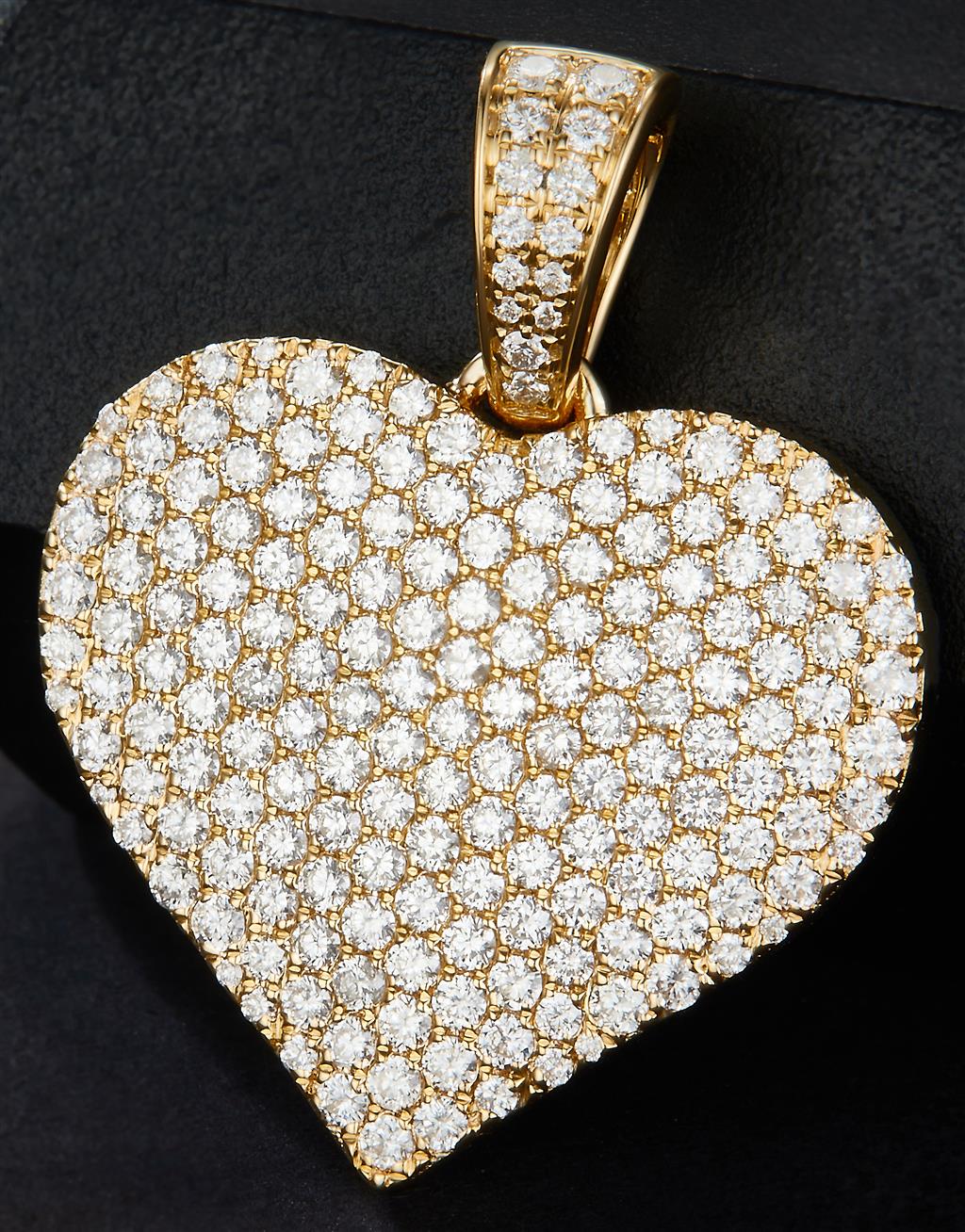 2.162 Ct. Diamond 10 Kt Gold (Yellow). All-Diamonds Heart Pendant. (Women).