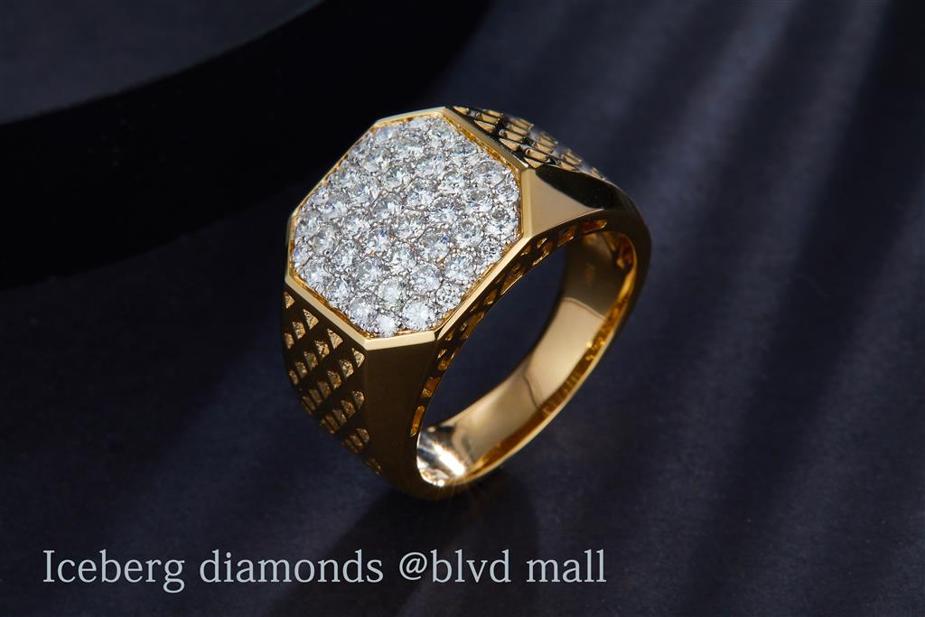 1.436 Ct. Diamond 10 Kt Gold (Yellow). Ring. (Men). Size 10