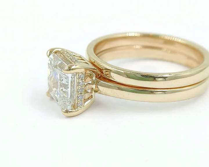 2.5 Ct. Diamond 10 Kt Gold (Yellow). Princess Cut Ring. (Women). Size 7