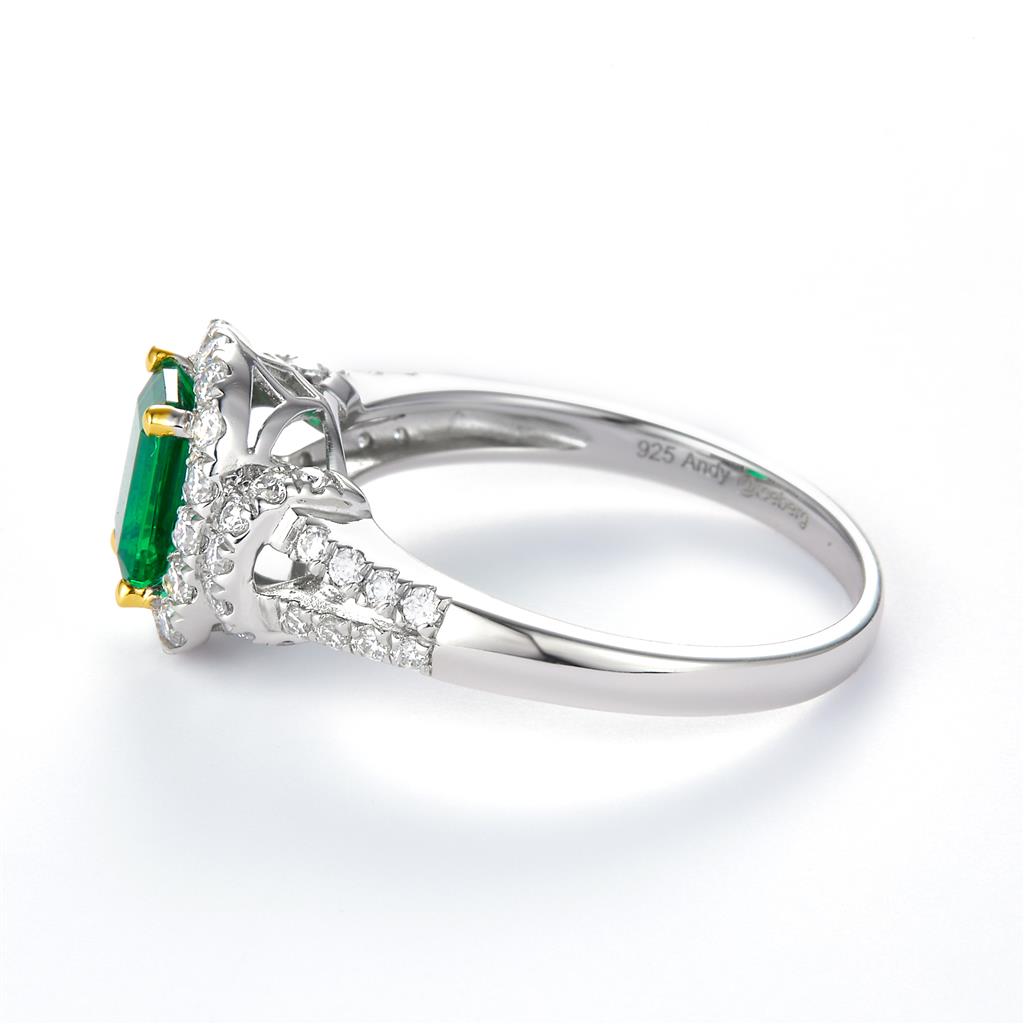 1.11 Ct. Moissanite Sterling Silver (White). Simulant Emerald Center Stone Ring. (Women). Size 8