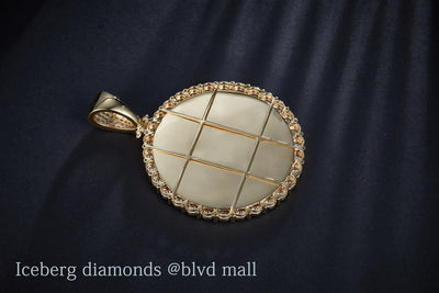 2.94 Carats. Diamond 14 Kt Gold (Yellow). CUSTOM P.D. Pendant. (Unisex).