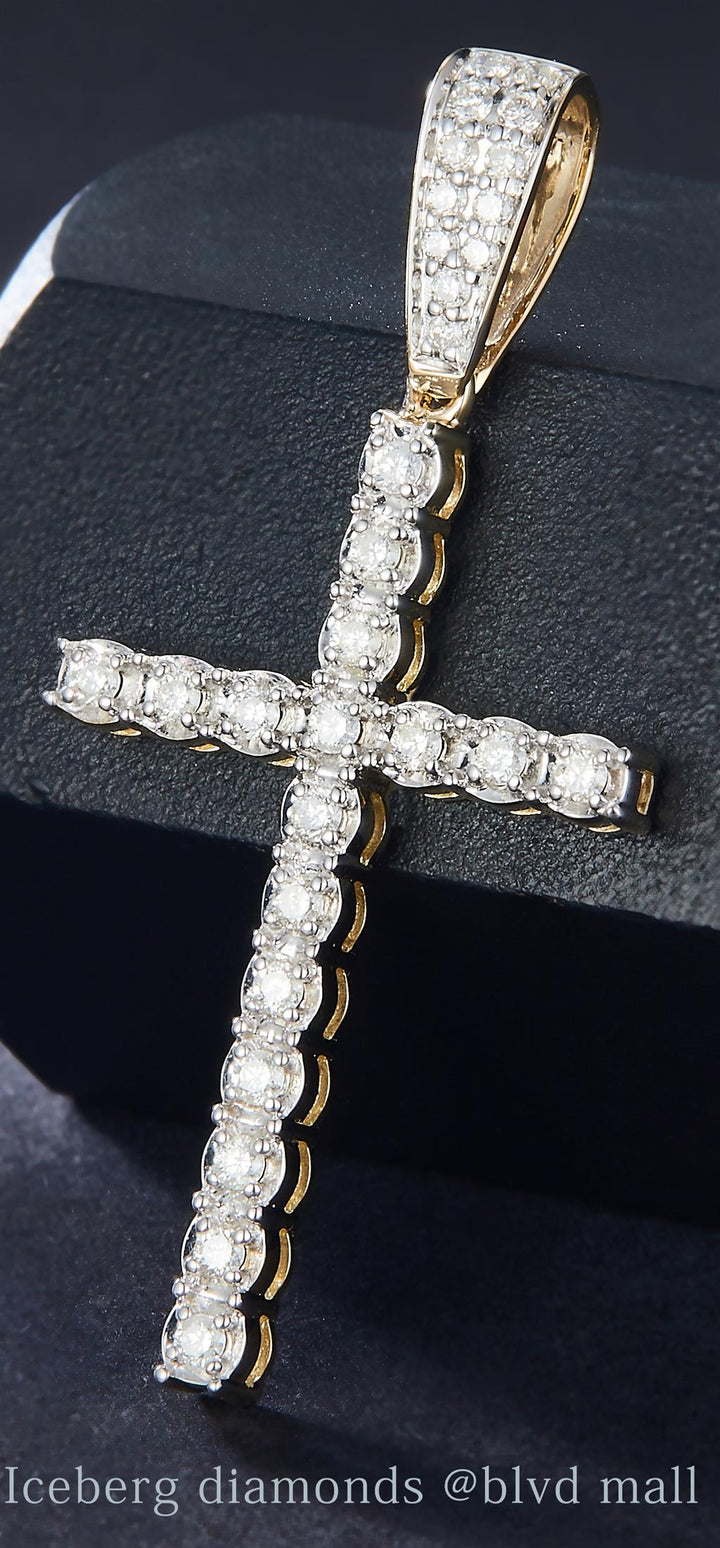 0.365 Ct. Diamond 14 Kt Gold (Yellow). Cross Pendant. (Unisex).