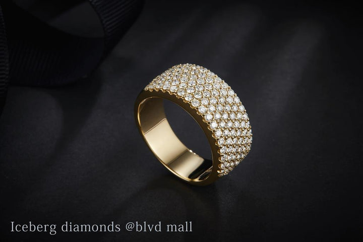 2.14 Ct. Diamond 10 Kt Gold (Yellow). Wedding Band Ring. (Men). Size 10