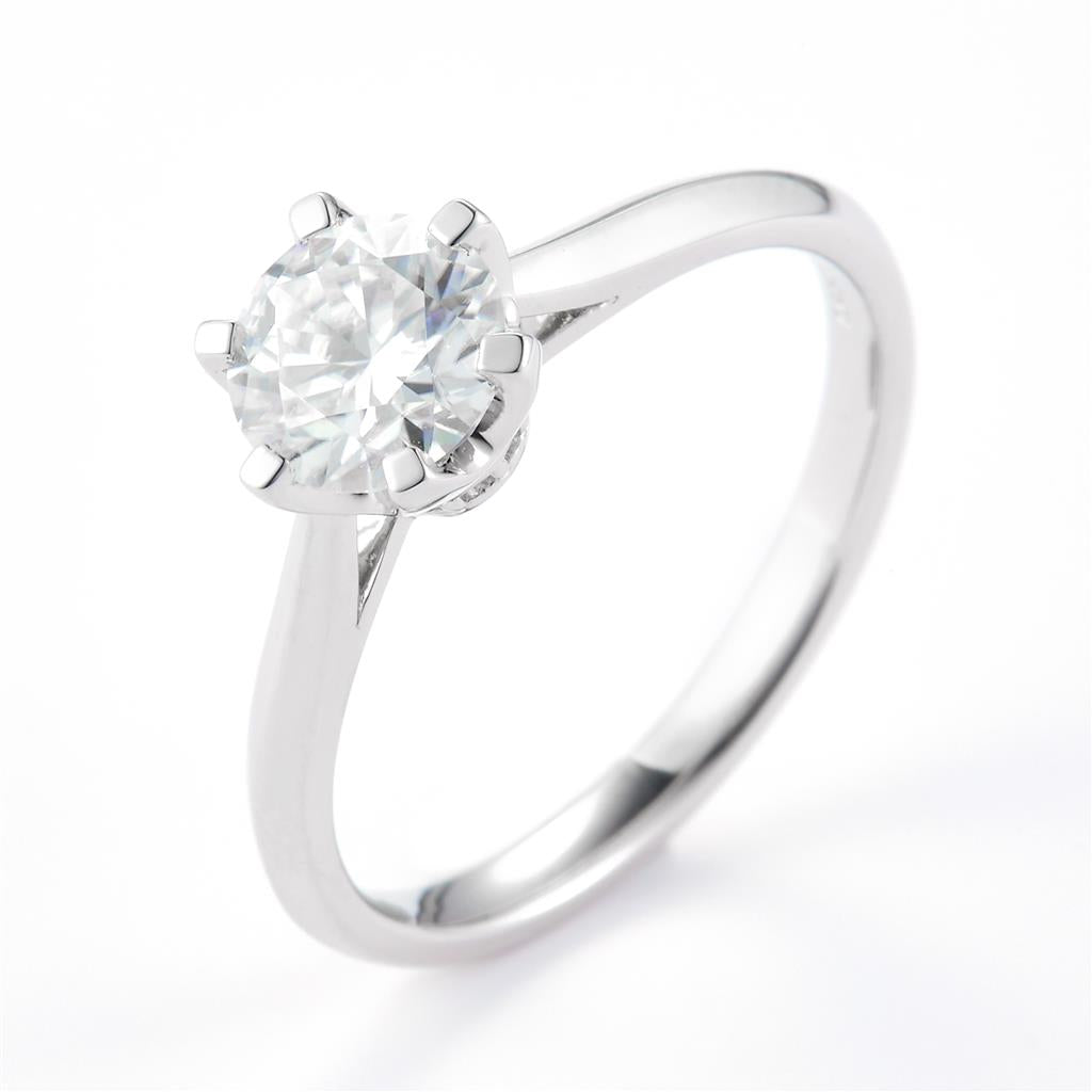 1 Ct. Moissanite Sterling Silver (White). Solitaire Ring. (Women). Size 7.5