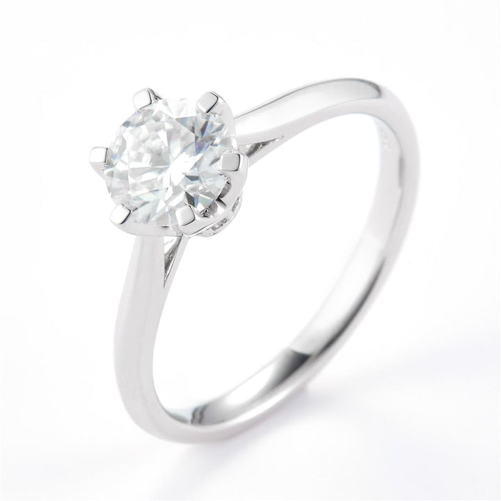 1 Ct. Moissanite Sterling Silver (White). Solitaire Ring. (Women). Size 7.5