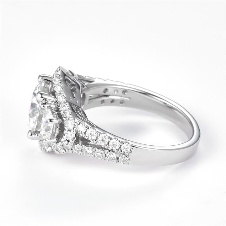 3.166 Ct. Moissanite Sterling Silver (White). Solitaire Ring. (Women). Size 8