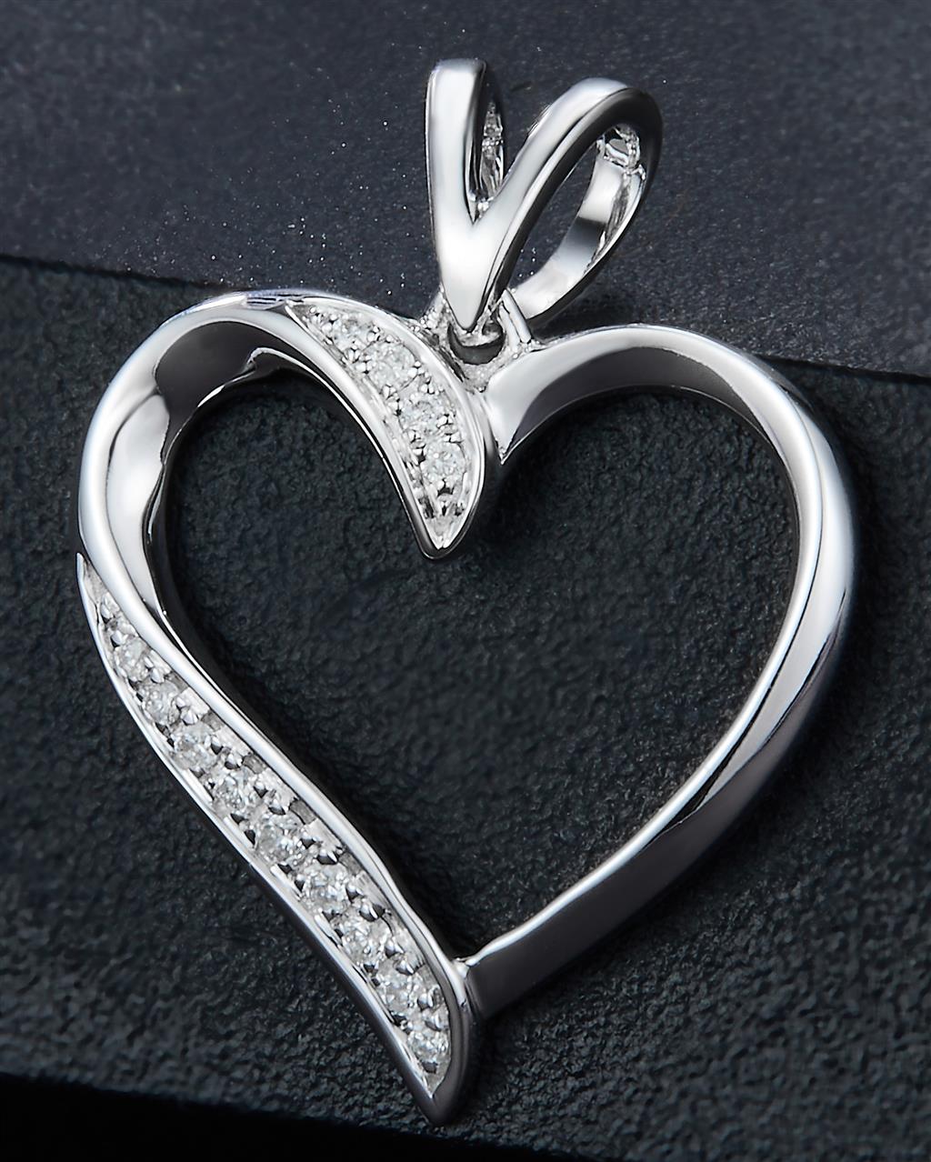 0.05 Ct. Diamond 10 Kt Gold (White). Heart Pendant. (Women).