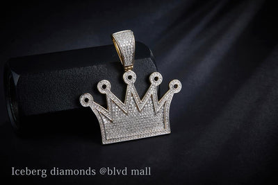 1.191 Ct. Diamond 10 Kt Gold (Yellow). Crown Pendant. (Unisex).