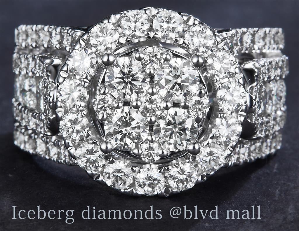 3.04 Ct. Diamond 14 Kt Gold (White). Ring. (Women). Size 7.5