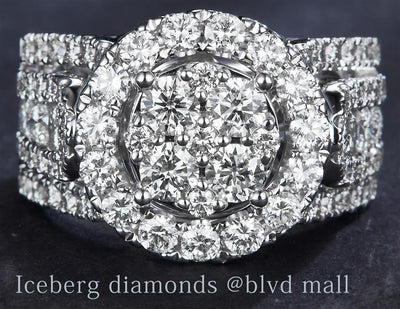 3.04 Ct. Diamond 14 Kt Gold (White). Ring. (Women). Size 7.5