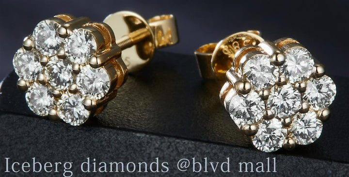 1.106 Ct. Diamond 14 Kt Gold (Yellow). Flower Style Studs Earrings. (Unisex).
