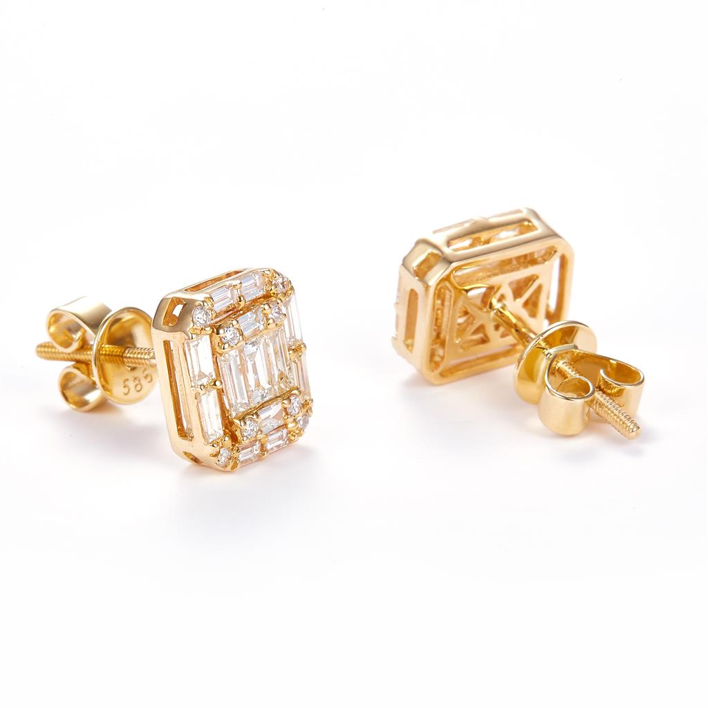 0.864 Ct. Diamond 14 Kt Gold (Yellow). Studs with Baguettes Earrings. (Unisex).