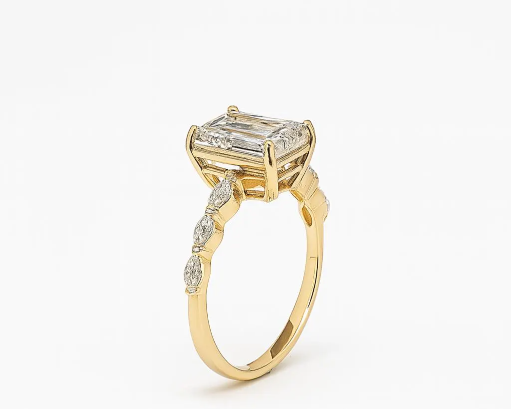 2.88 Ct. Diamond 14 Kt Gold (Yellow). Radiant- Marquis Ring. (Women). Size 7