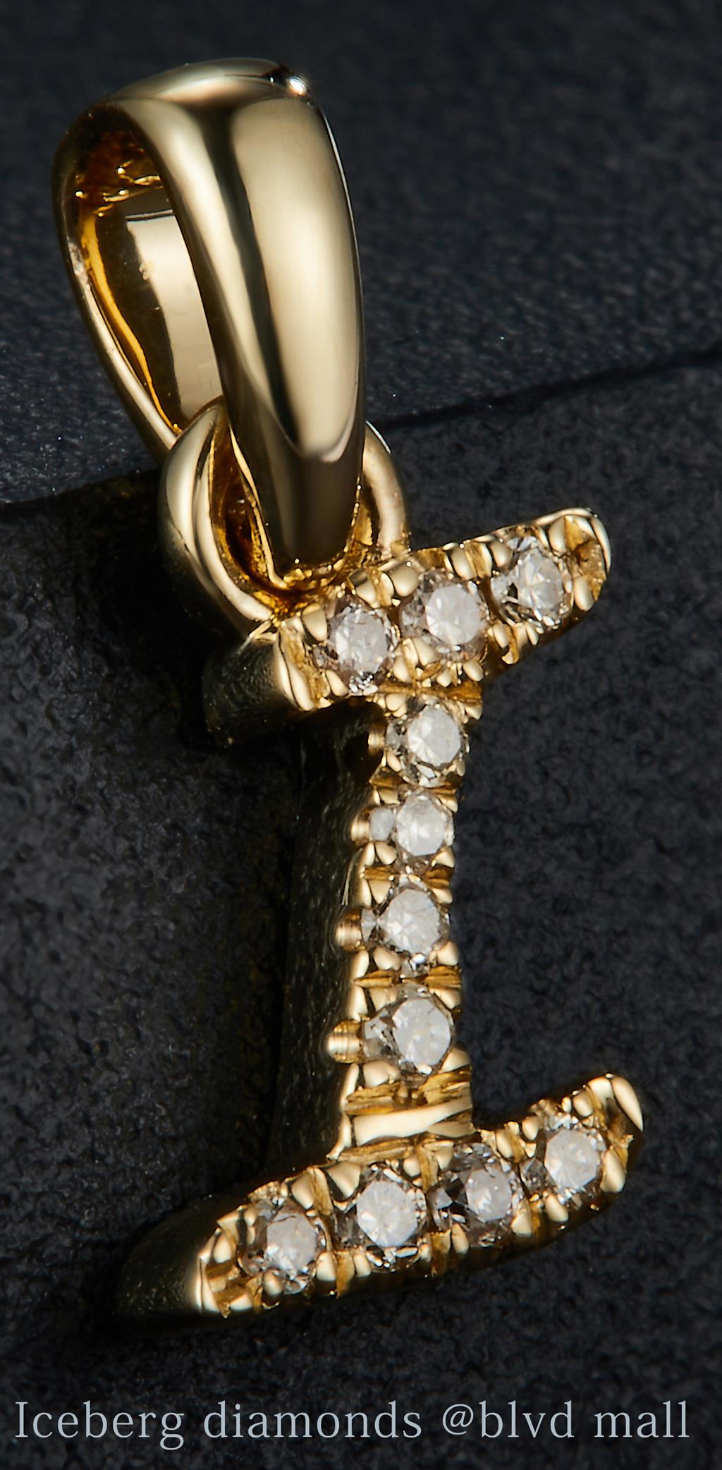 0.058 Ct. Diamond 10 Kt Gold (Yellow). Initial Letter/Alphabet "I" Pendant. (Women).