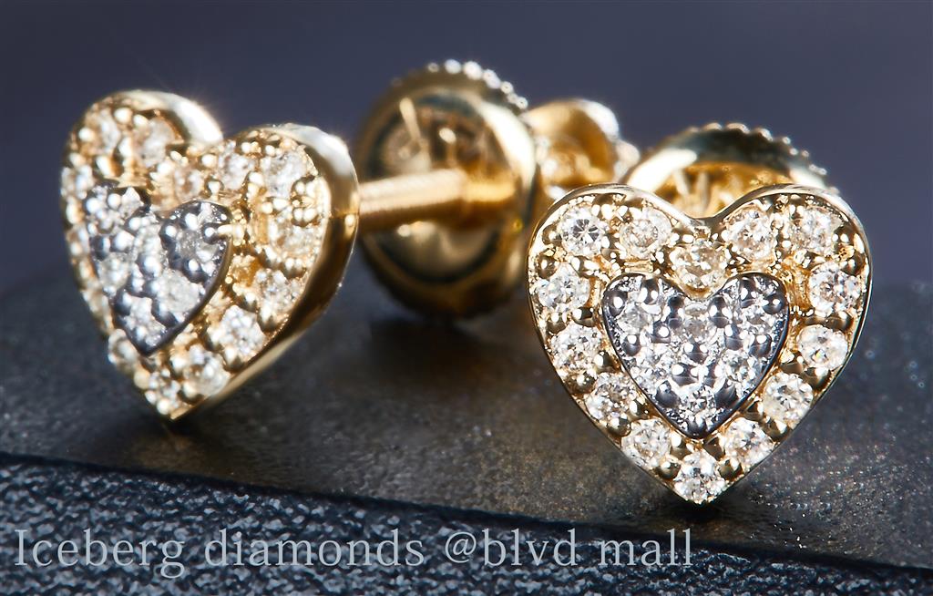 0.104 Ct. Diamond 14 Kt Gold (Yellow). Heart Studs Earrings. (Unisex).